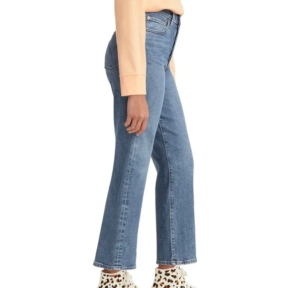 NWT Levi’s High Rise Ribcage Straight Ankle Jean in Medium Wash Women’s Size 29 - Picture 2 of 7
